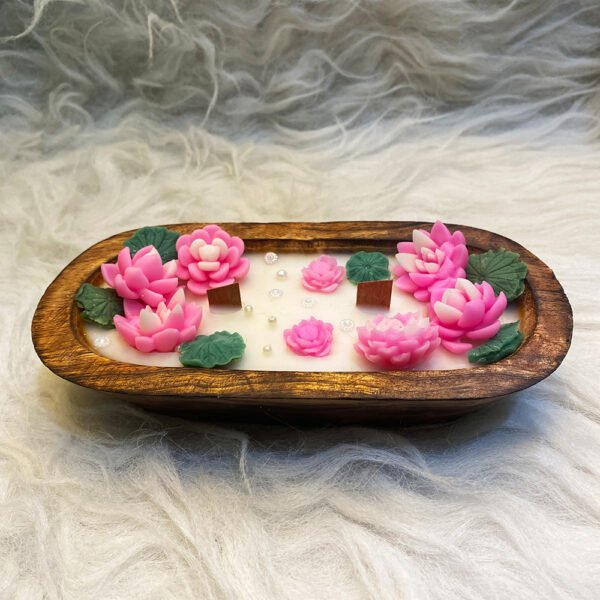 LOTUS BOAT LOTUS BOAT